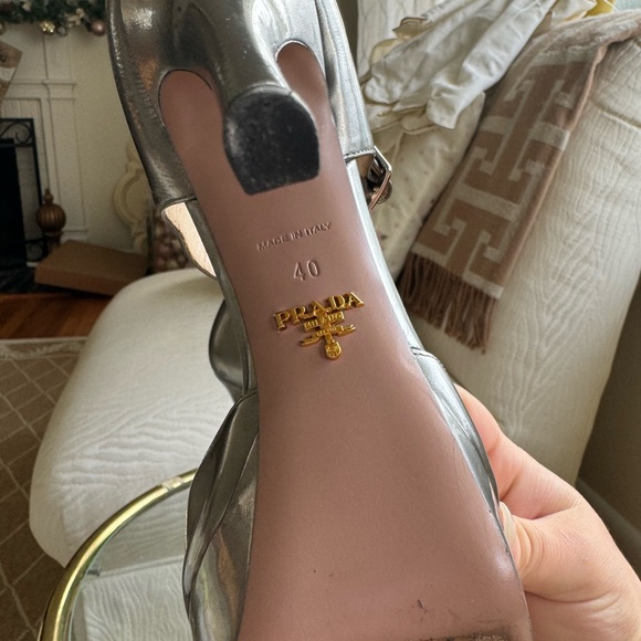 PRADA ARGENTO PLATFORMS SIZE 40 - Picture 5 of 9